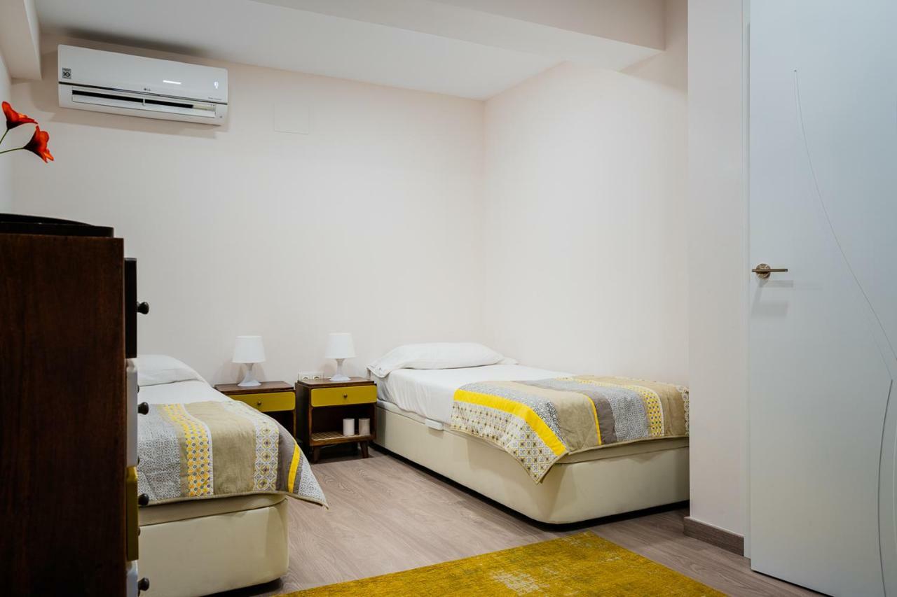 Exclusive Quietness In The Heart Of Madrid With Public Parking, Breakfast, 2 Bathrooms エクステリア 写真