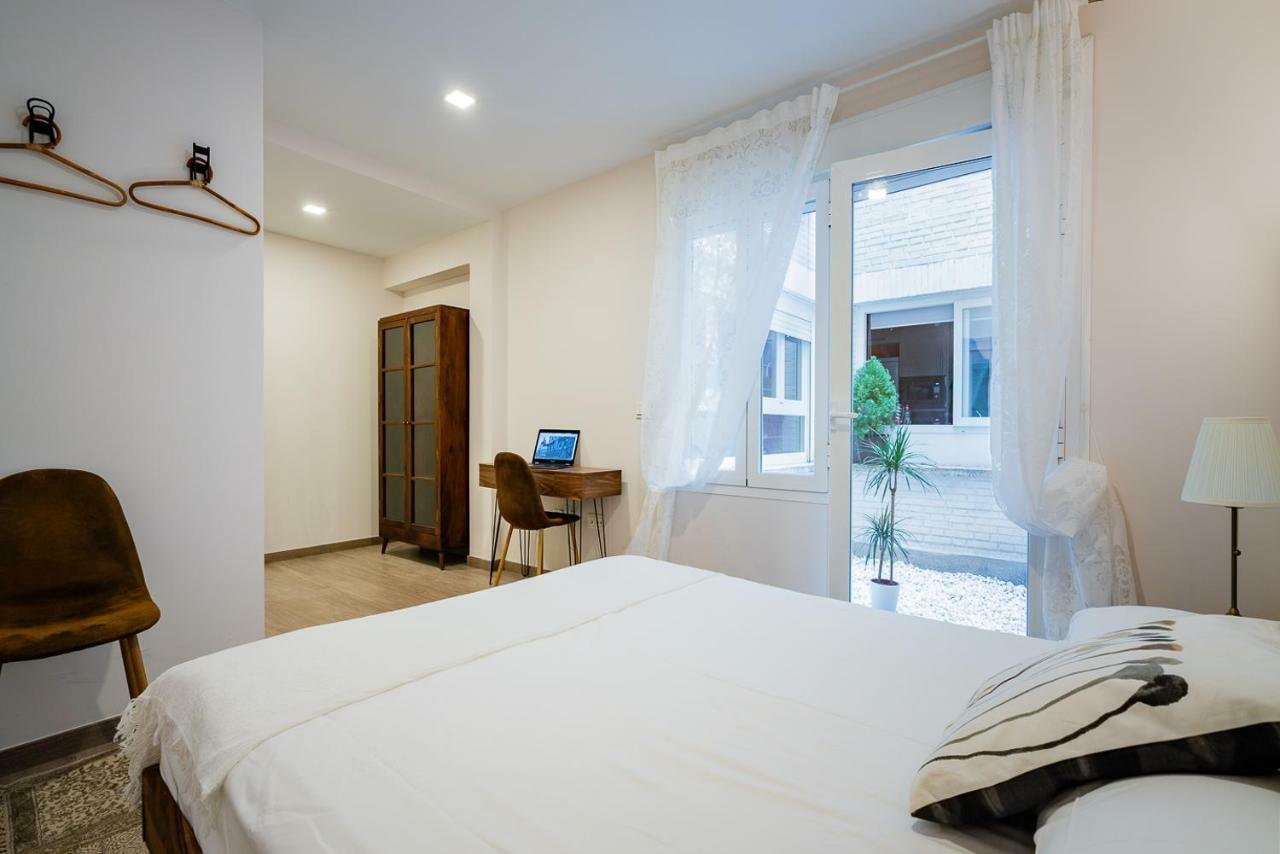 Exclusive Quietness In The Heart Of Madrid With Public Parking, Breakfast, 2 Bathrooms エクステリア 写真