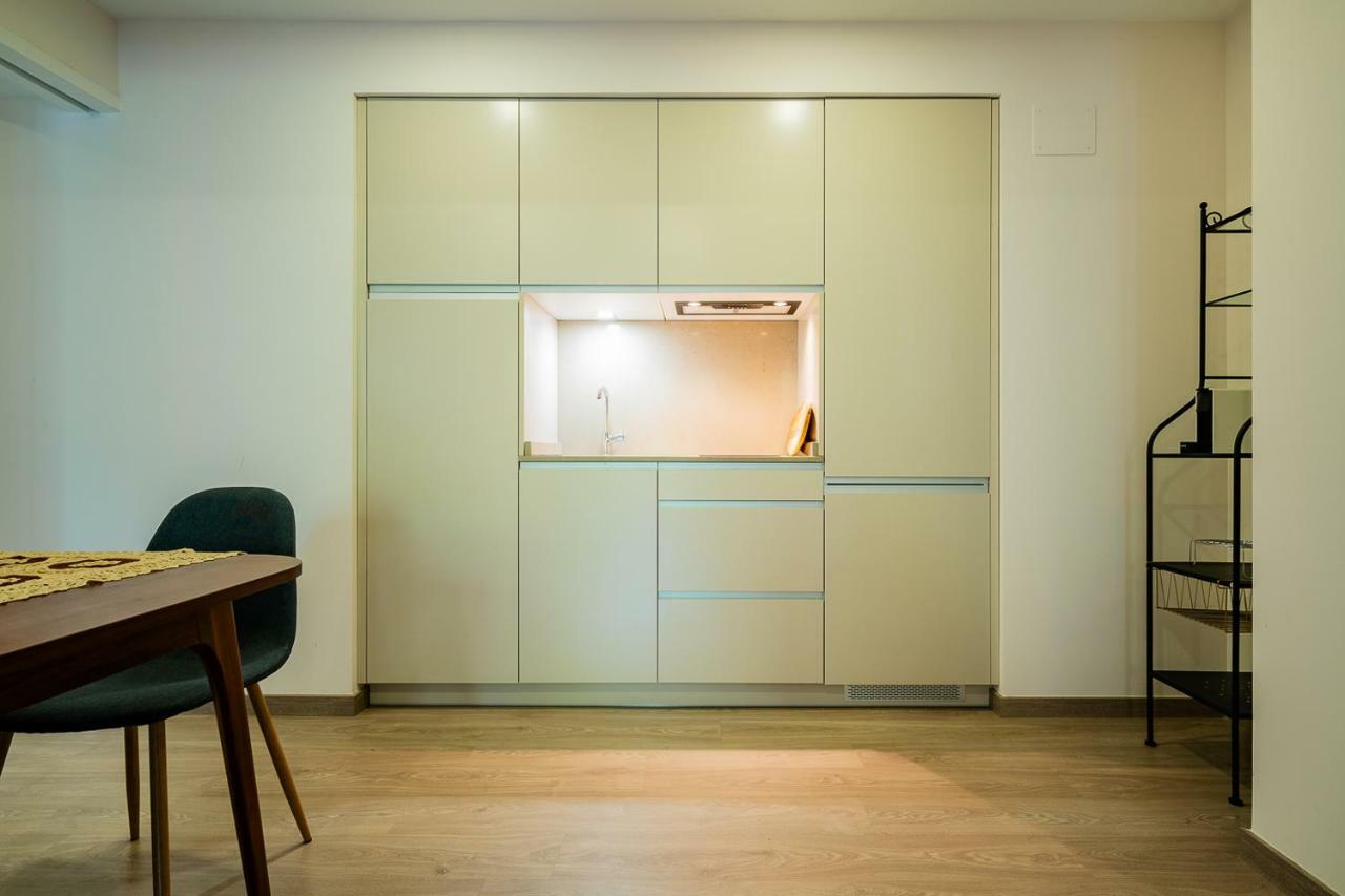 Exclusive Quietness In The Heart Of Madrid With Public Parking, Breakfast, 2 Bathrooms エクステリア 写真